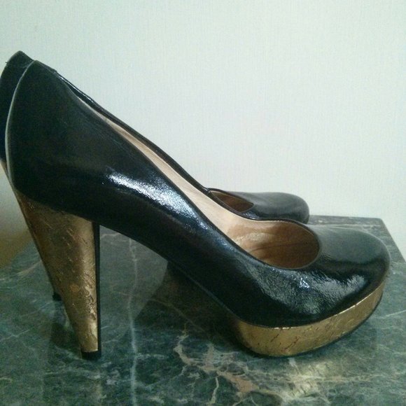 Patent Black & Gold Cork Platform Heels Size 6.5 - Picture 6 of 16